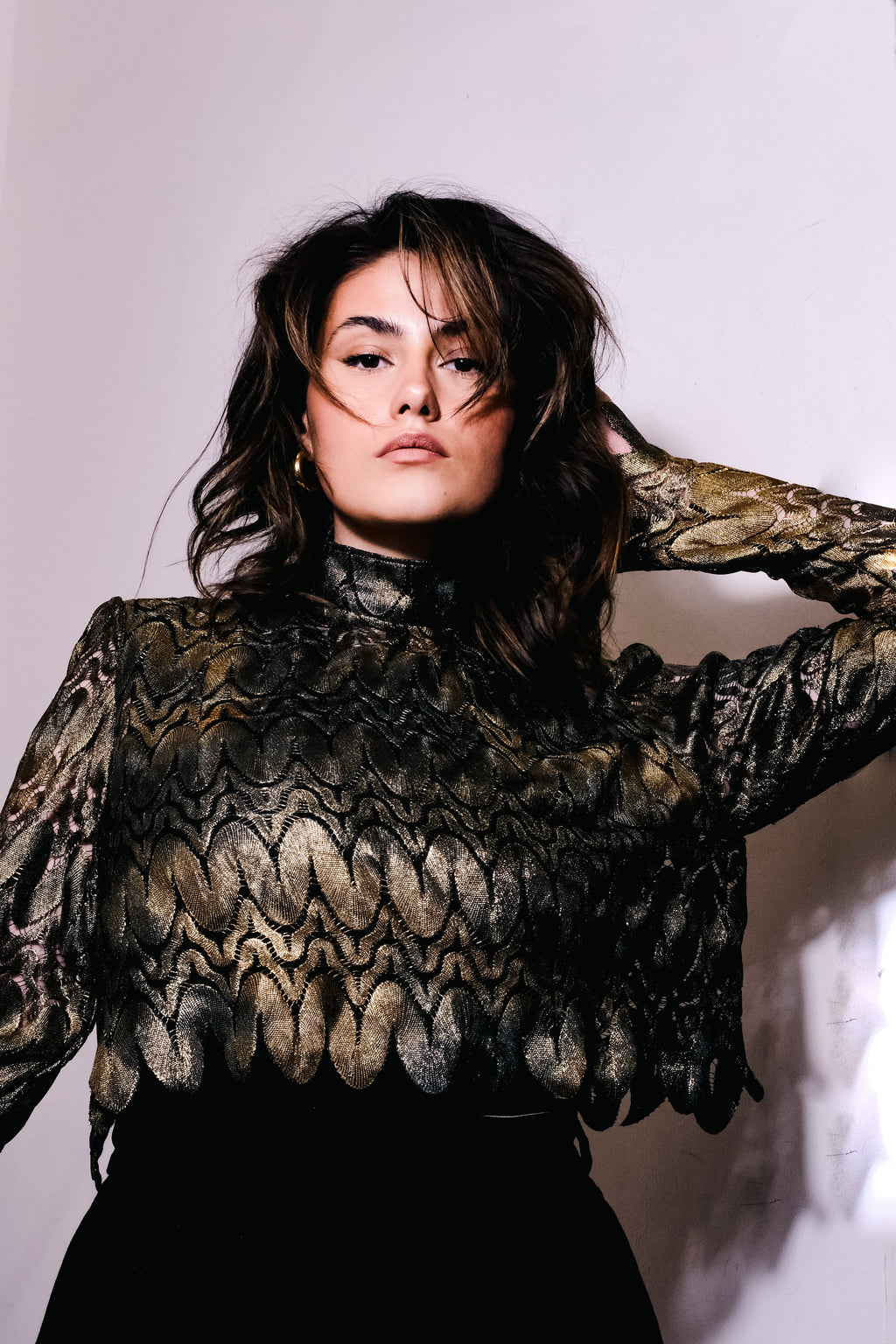 L/S Gold & Black lace cropped top